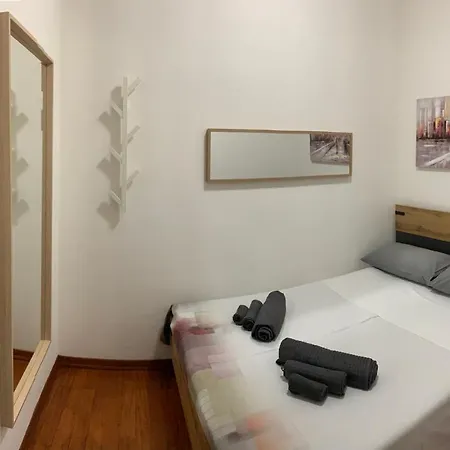 Cosy New In Portello Certosa Апартаменты *