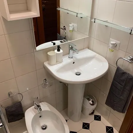 Cosy New In Portello Certosa Апартаменты