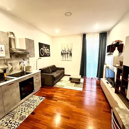 Апартаменты Cosy New In Portello Certosa